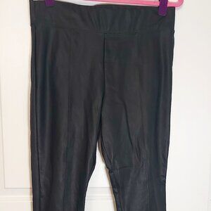 Matte black faux leather Old Navy leggings